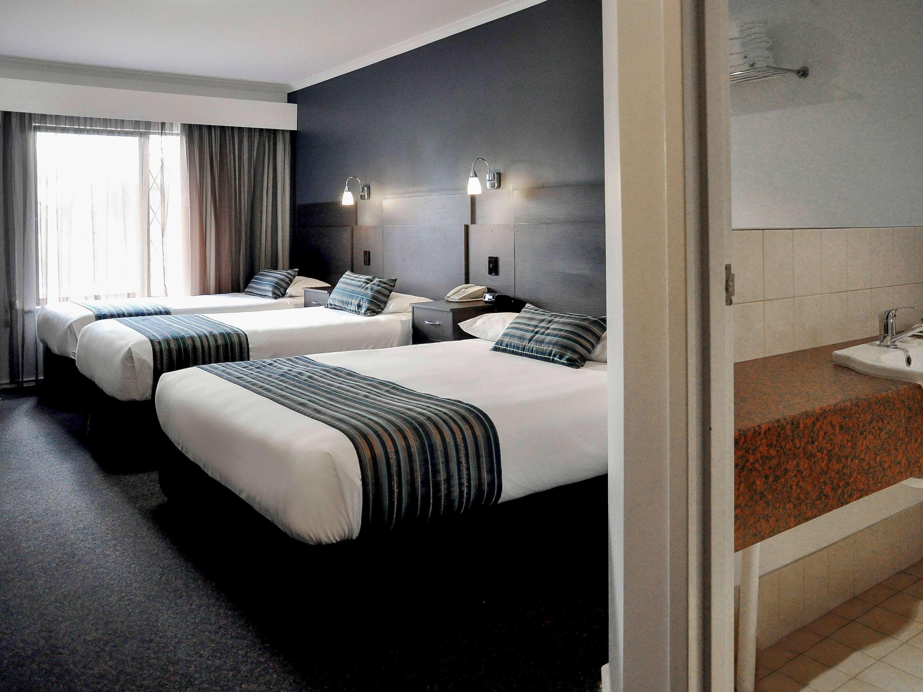 Motel Ibis Styles Adelaide Manor Exterior foto