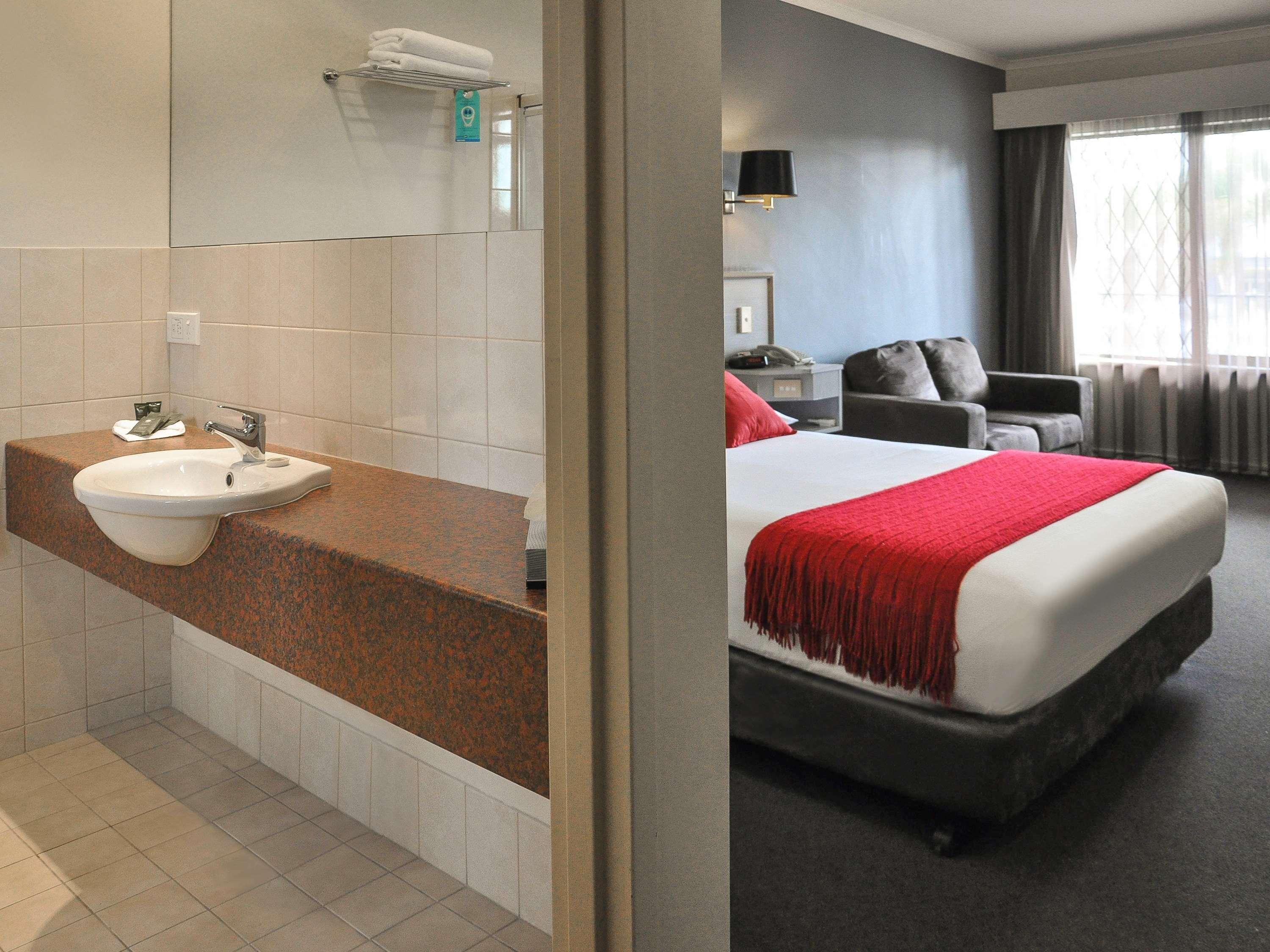 Motel Ibis Styles Adelaide Manor Exterior foto
